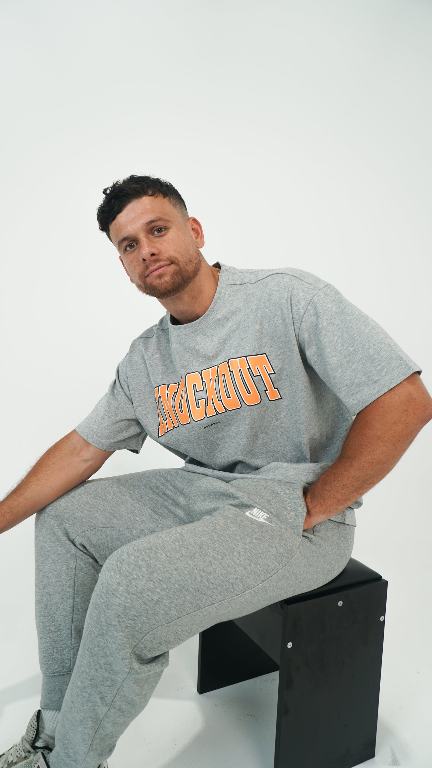 Oversize College Tee V2 - GREY/ORANGE