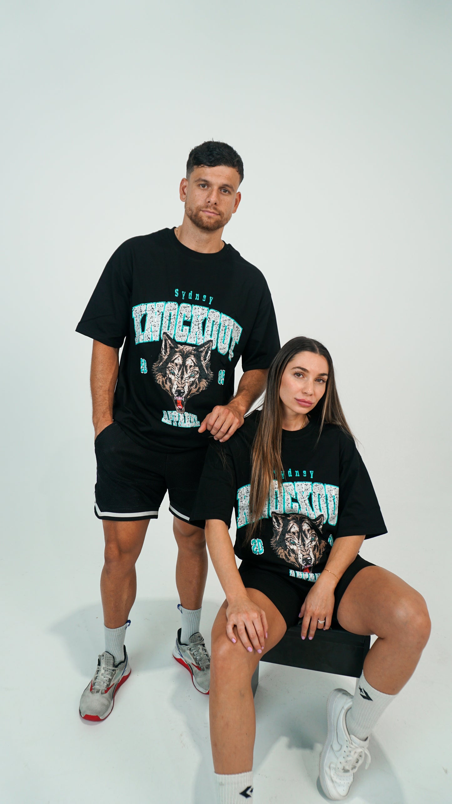 Vintage Wolf - Black/Teal