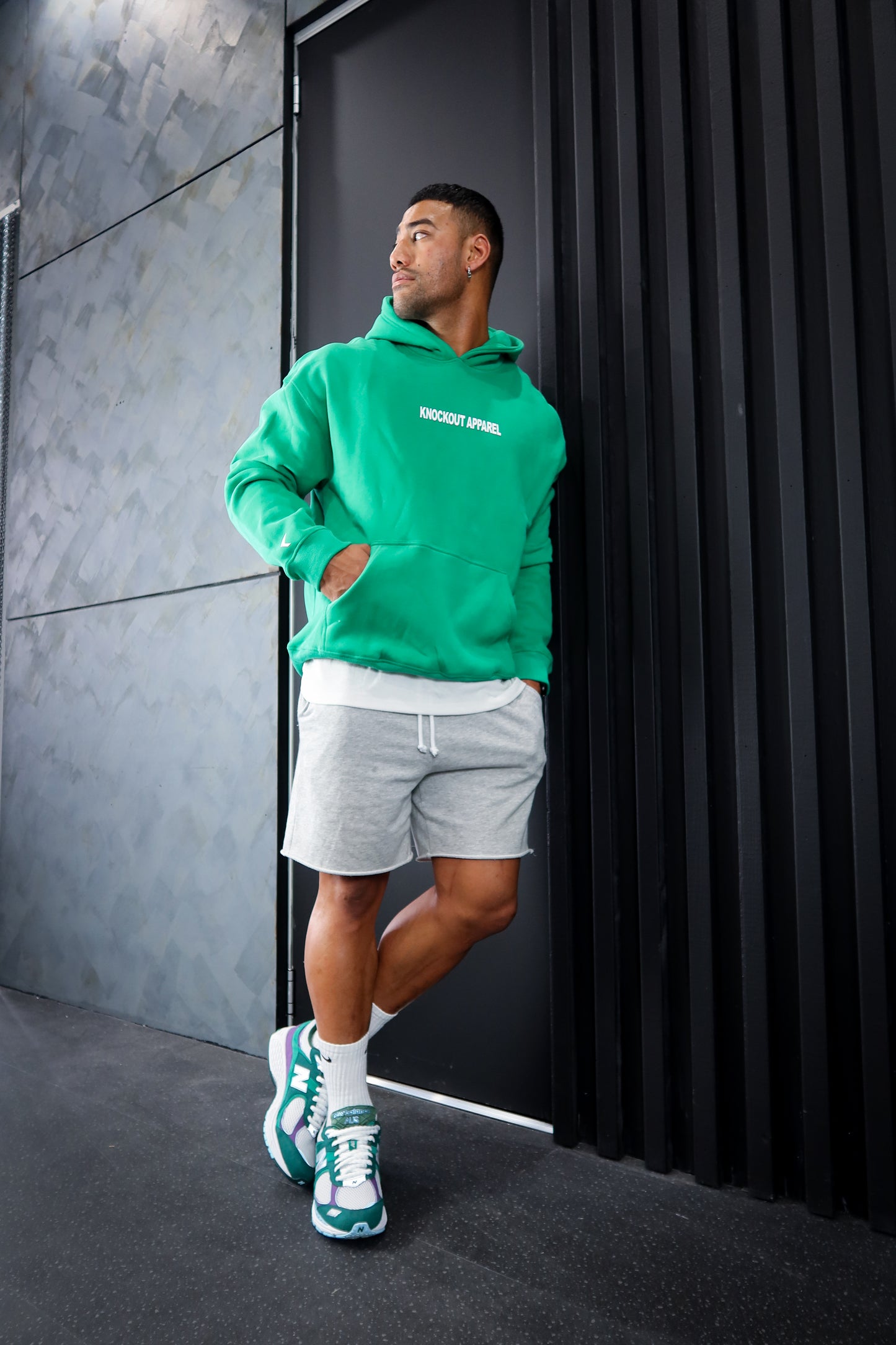 BASICS HOODIE - GREEN