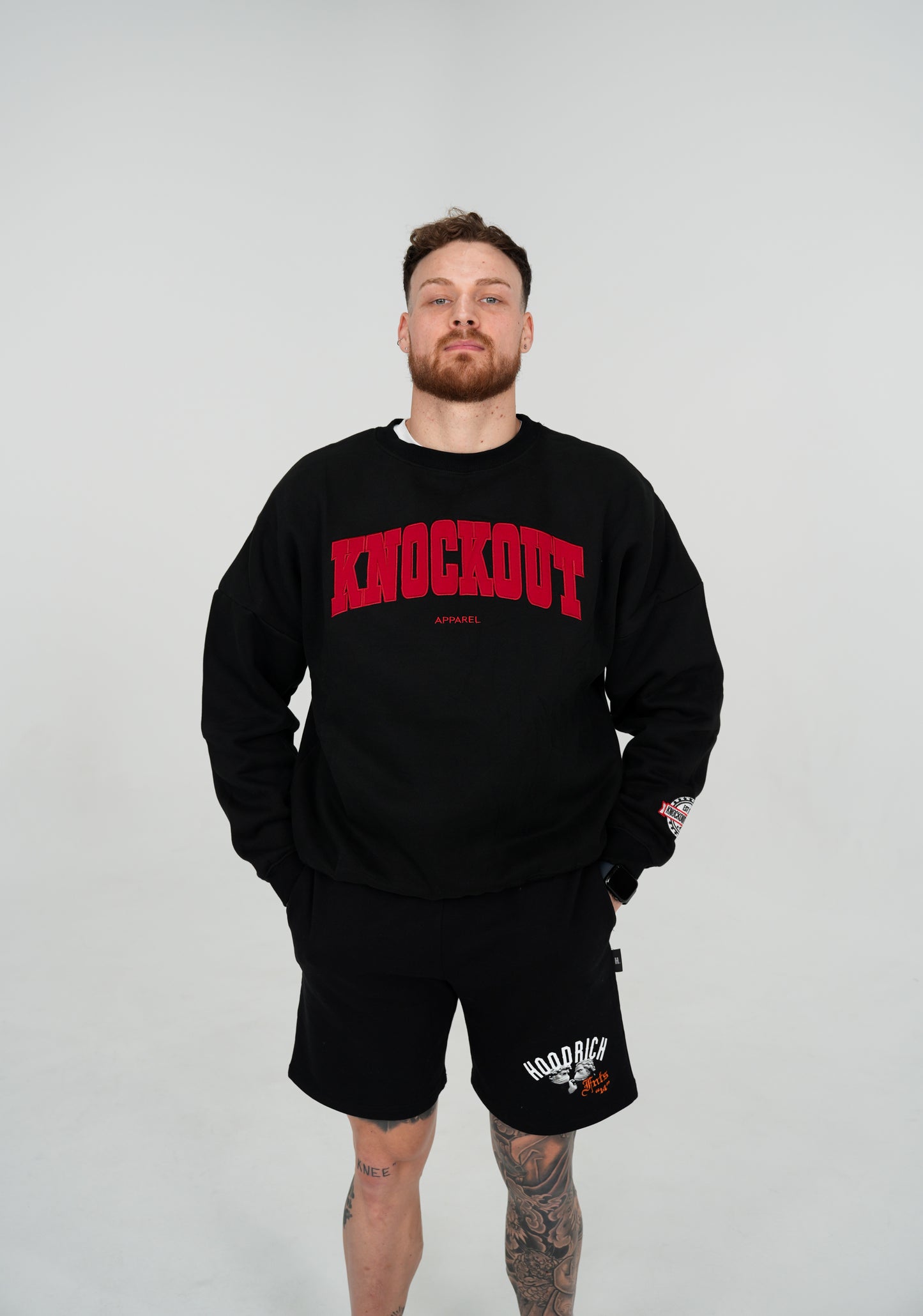 COLLEGE CREWNECK - BLACK/RED