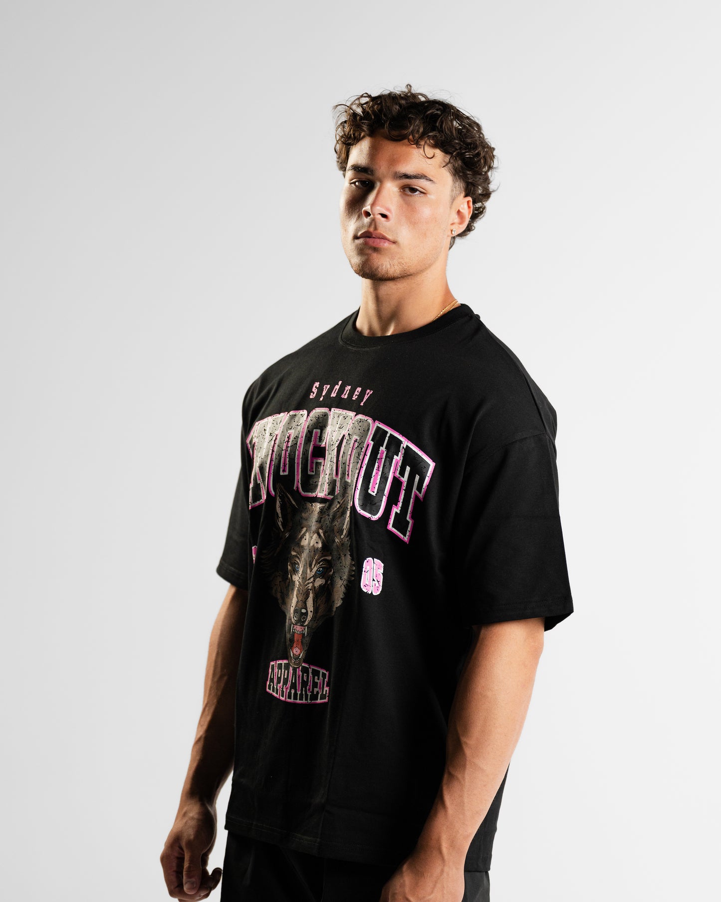 Vintage Wolf - Black/Pink
