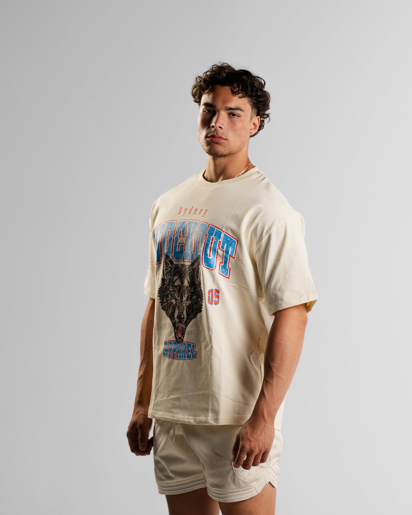 Vintage Wolf - Cream/Blue